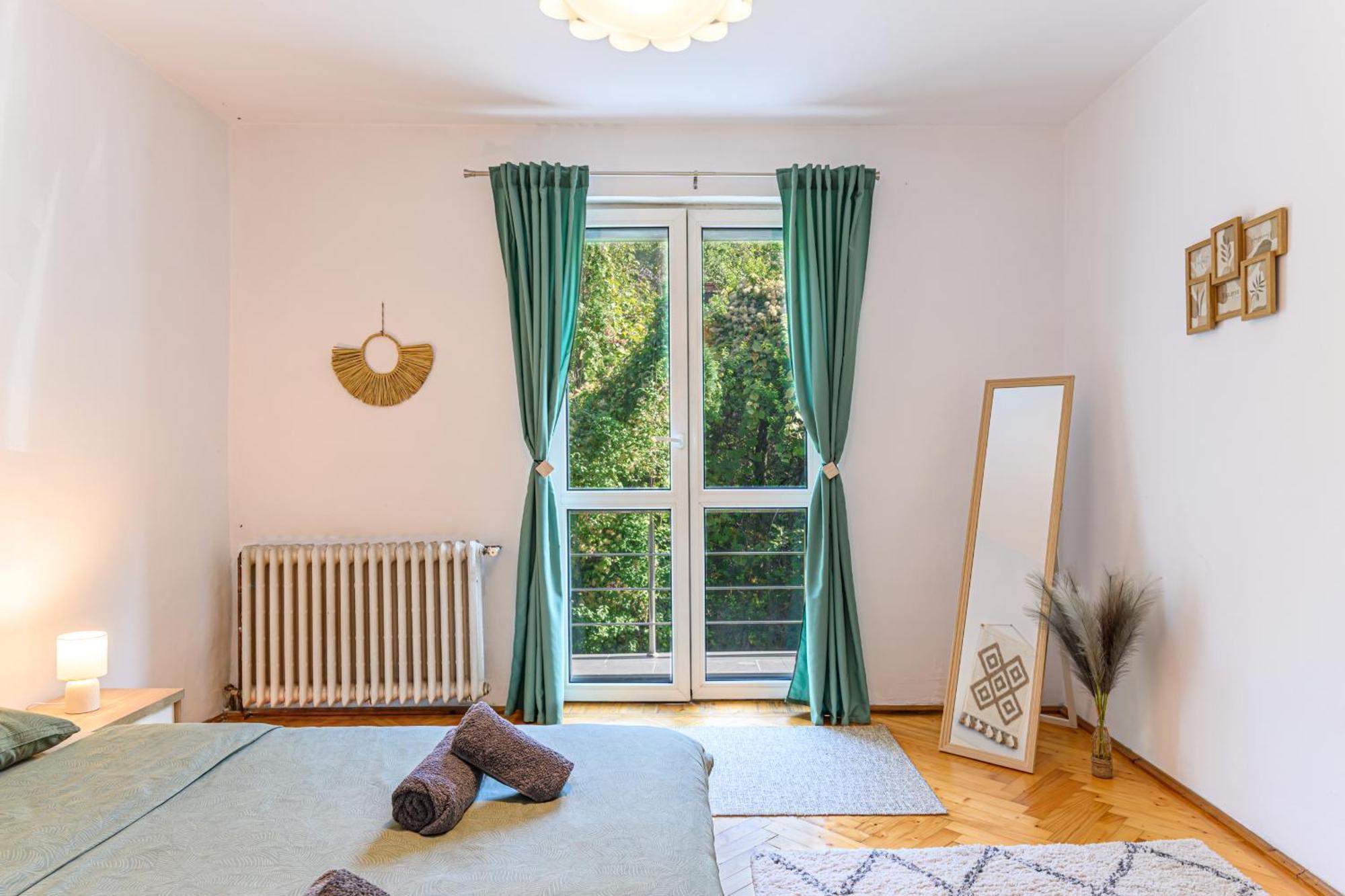 C Alex Apartment Brasov Ngoại thất bức ảnh